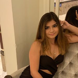 Meet your Posher, Luisa